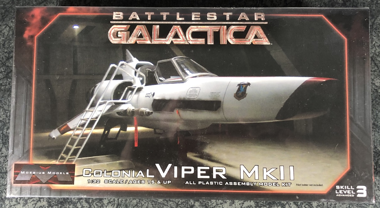 Battlestar Galactica 1:32 scale Colonial Viper Mk II Plastic Model Kit 