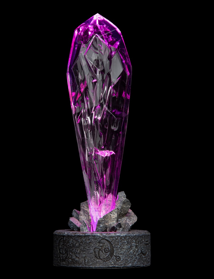 The Dark Crystal: The Age of Resistance  Crystal Shard Light-up Prop Replica 